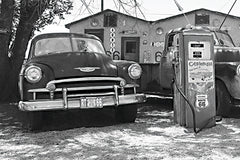 LD4077 - Fill Up on Route 66 - 18x12