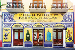 STAR235 - Polo Norte Storefront - 18x12